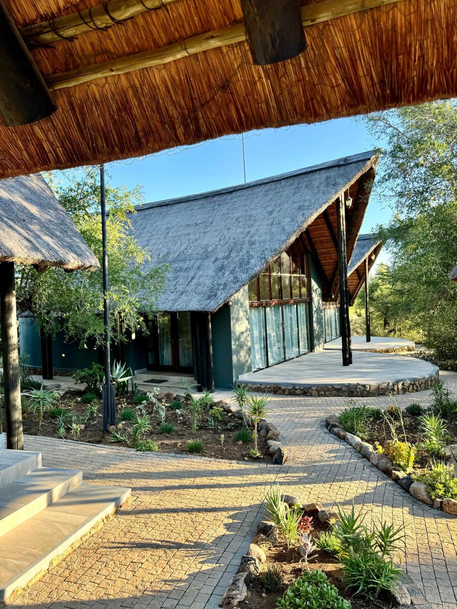 Pangolin Game Lodge - Self Catering, Incl 2 Game Drives Per Day Matlhagame Exterior foto