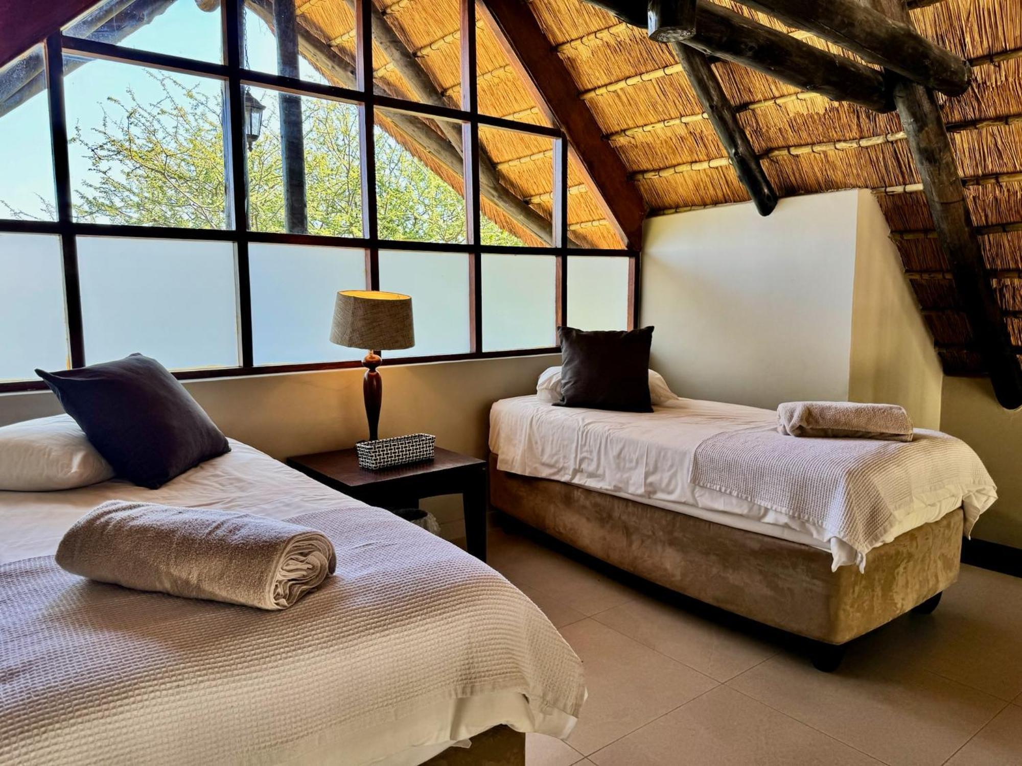 Pangolin Game Lodge - Self Catering, Incl 2 Game Drives Per Day Matlhagame Exterior foto