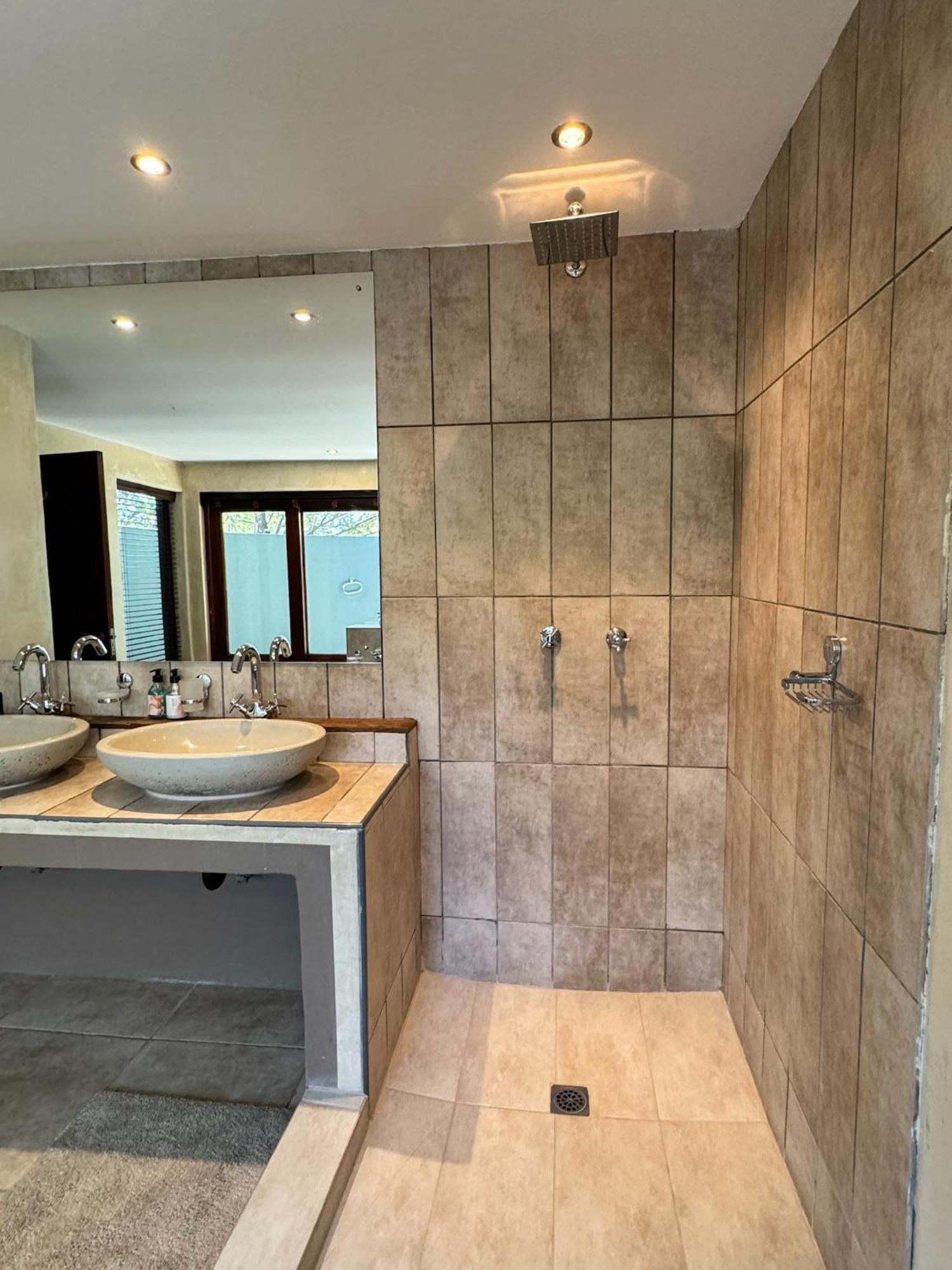 Pangolin Game Lodge - Self Catering, Incl 2 Game Drives Per Day Matlhagame Exterior foto