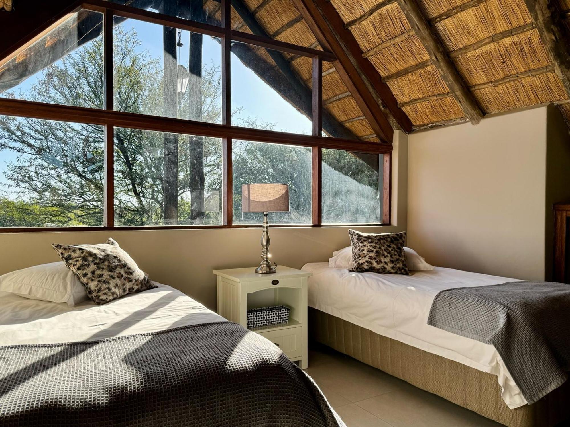 Pangolin Game Lodge - Self Catering, Incl 2 Game Drives Per Day Matlhagame Exterior foto